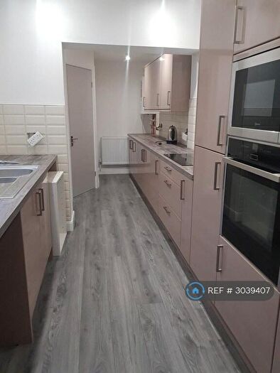 3 Bedroom Terraced House To Rent In Clayton Street, Manchester, M11