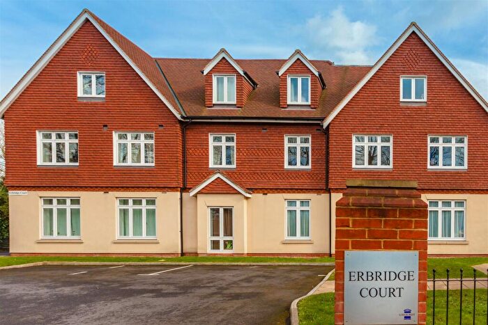 2 Bedroom Flat To Rent In Bonehurst Road, Horley, RH6