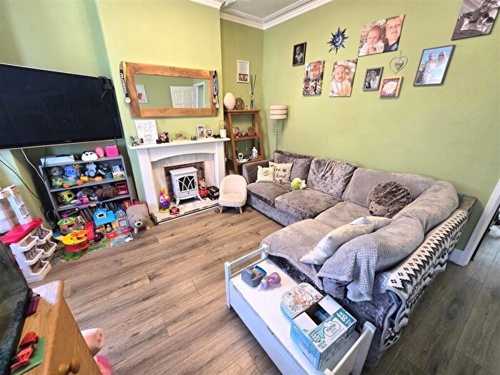 3 Bedroom Terraced House For Sale In Admiralty Road, Great Yarmouth, NR30