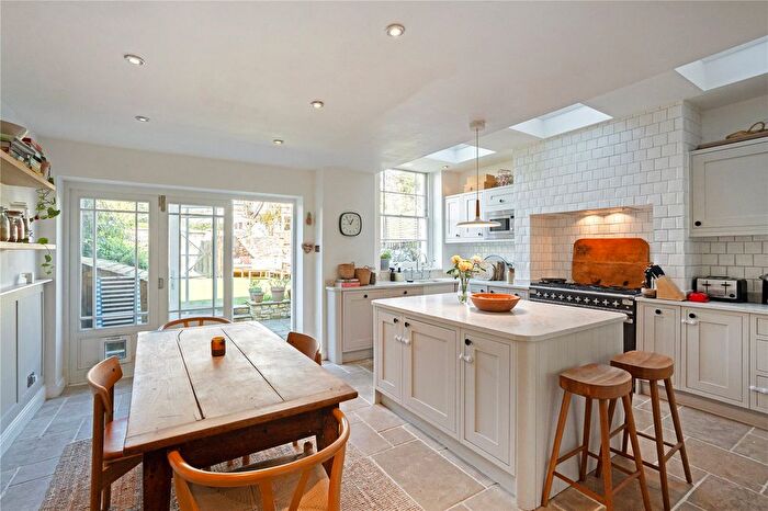 5 Bedroom Terraced House To Rent In Elliston Road, Bristol, Somerset, BS6