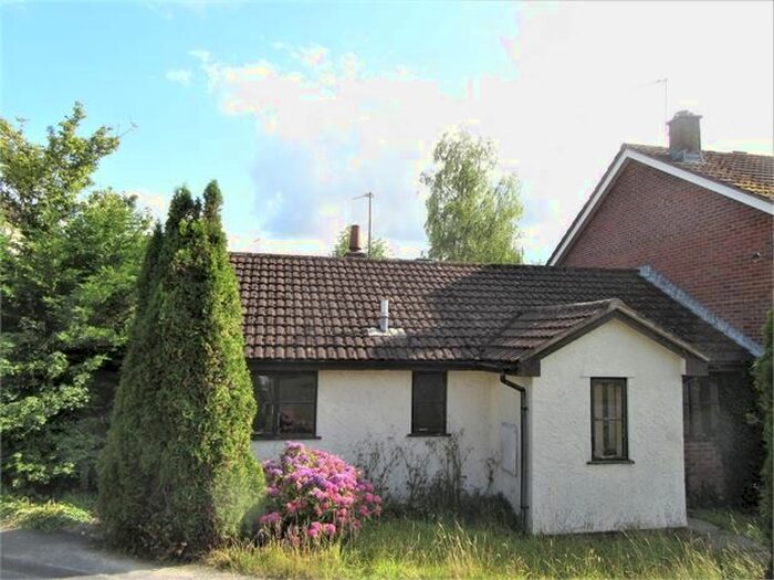 2 Bedroom Semi-Detached Bungalow For Sale In Dornafield Drive East, Ipplepen, Newton Abbot, Devon., TQ12