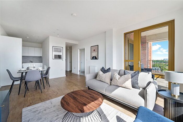 1 Bedroom Flat To Rent In Ilderton Rd, London, SE15