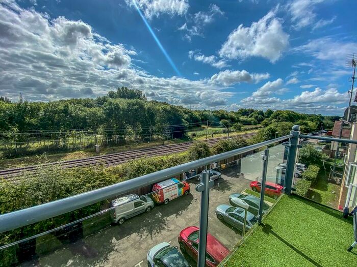 2 Bedroom Apartment For Sale In Sorbus Road, Turnford, Broxbourne, EN10