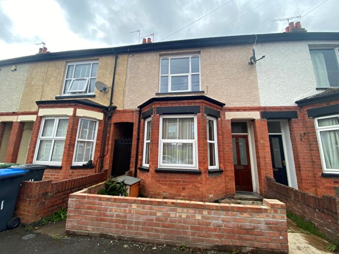 2 Bedroom Terraced House To Rent In Kew Road, Rugby, CV21