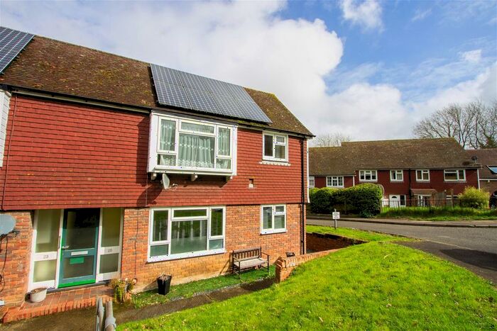 2 Bedroom Flat For Sale In Pearse Place, Lamberhurst, Tunbridge Wells, TN3