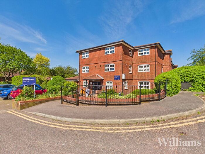 1 Bedroom Flat For Sale In Croft Road, Hanover Court Croft Road, HP21
