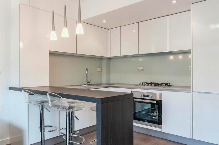 1 Bedroom Flat To Rent In St. Pauls Road, London, N1