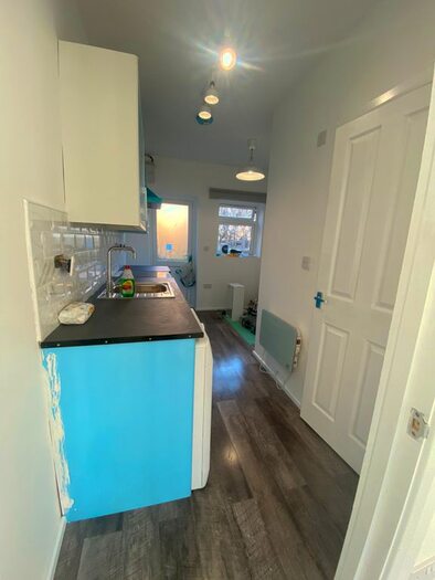 Studio To Rent In Johnstone Road, East Ham E6