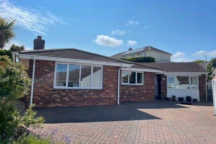 4 Bedroom Bungalow To Rent In Miranda Road, Paignton, TQ3