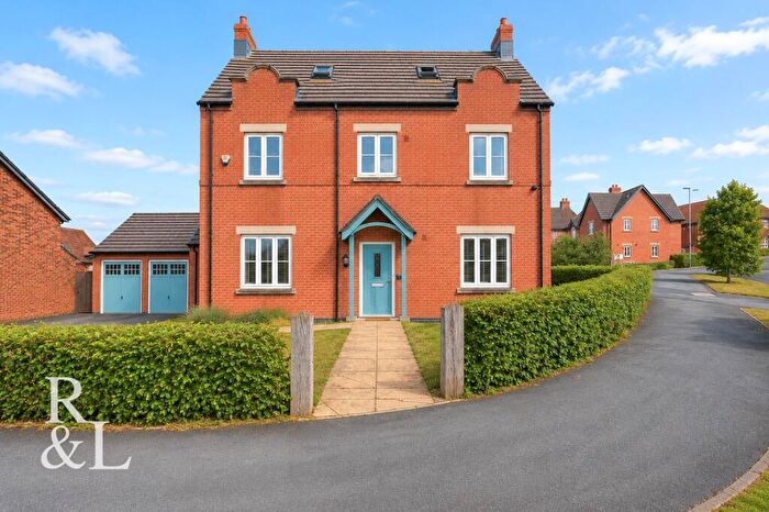 5 Bedroom House For Sale In Oakland Drive, Moira, Swadlincote, DE12