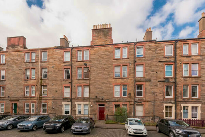 1 Bedroom Flat To Rent In Smithfield Street, Gorgie, Edinburgh, EH11