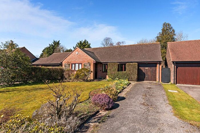 2 Bedroom Detached Bungalow For Sale In Sadlers Way, Ringmer, Lewes, East Sussex, BN8
