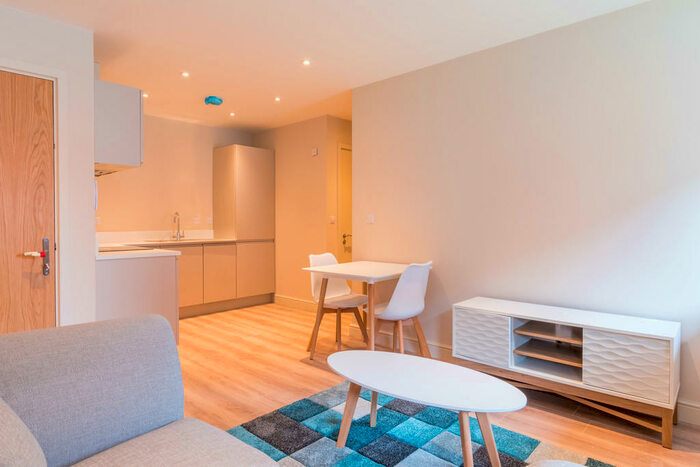 1 Bedroom Apartment To Rent In Brunswick Court, LS2