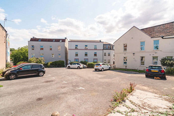 1 Bedroom Flat For Sale In Claremont Road, Bishopston, Bristol, BS7