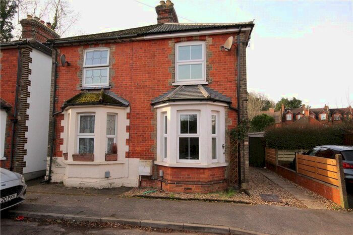 2 Bedroom Semi-Detached House To Rent In Linden Road, Guildford, Surrey, GU1