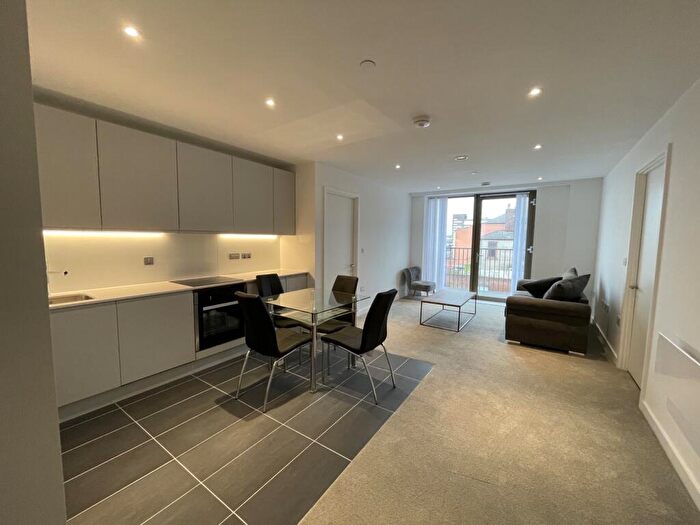 2 Bedroom Flat To Rent In Local Crescent, Hulme Street, Manchester, M5