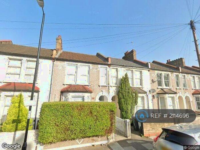 2 Bedroom Flat To Rent In Farley Road, London, SE6
