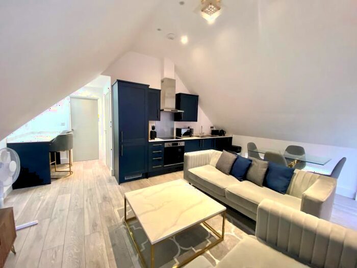 2 Bedroom Flat To Rent In Portesbery Road, Camberley, GU15