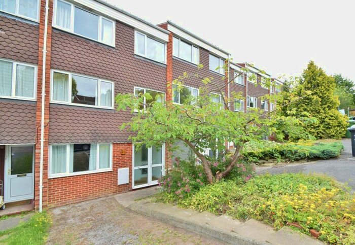 5 Bedroom Terraced House To Rent In Fulflood, SO22