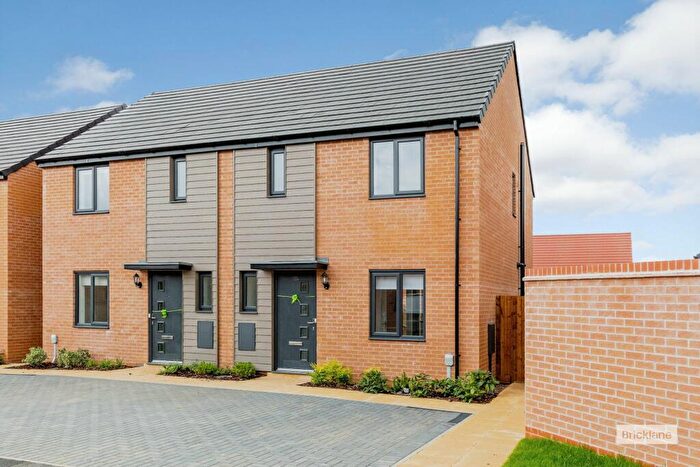 3 Bedroom House To Rent In Gabriel Way, Wellingborough, NN8