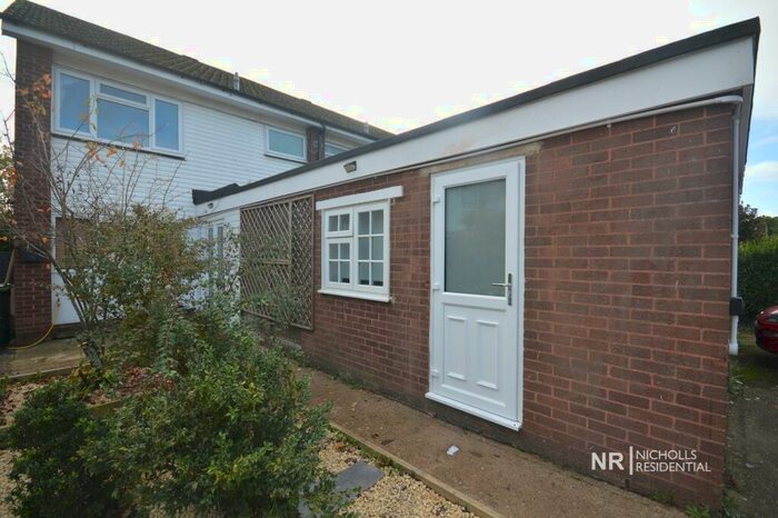 Studio To Rent In Andover Close, Epsom, Surrey., KT19