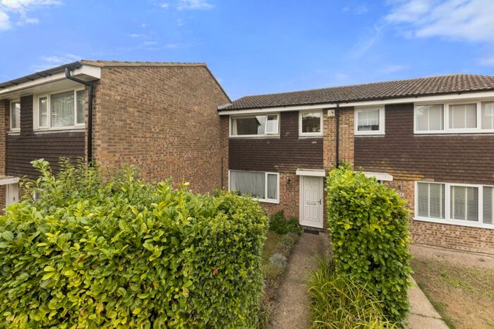 3 Bedroom Terraced House To Rent In Thackeray Close, Royston, SG8