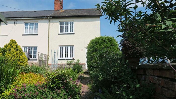 2 Bedroom Terraced House To Rent In Coldharbour, Uffculme, EX15