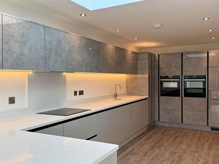 3 Bedroom Semi-Detached Bungalow For Sale In Sprowston, Norwich, NR7