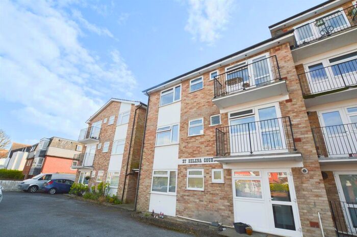 2 Bedroom Flat To Rent In St Helena Court, Mill Road, BN21
