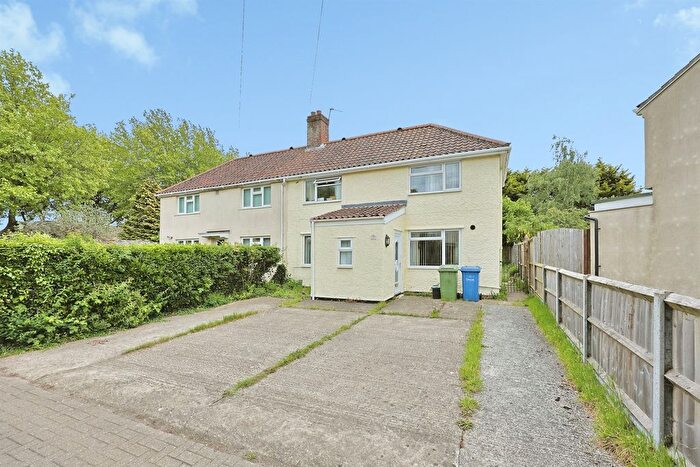 3 Bedroom Semi Detached House For Sale In Lound Road, Norwich, NR4