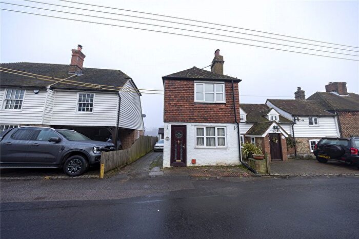 2 Bedroom End Of Terrace House For Sale In Lenham Road, Platts Heath, Maidstone, Kent, ME17