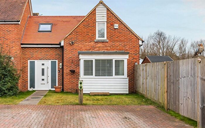 3 Bedroom End Of Terrace House For Sale In Hermitage Lane, Boughton Monchelsea, ME17