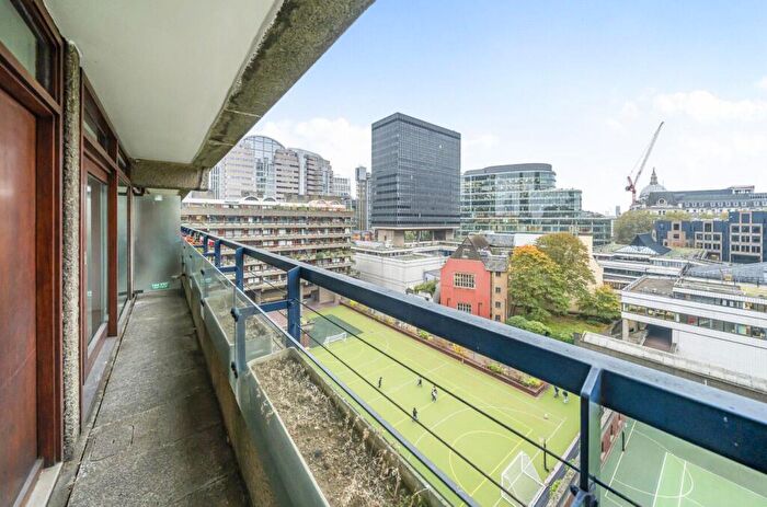 1 Bedroom Apartment For Sale In Thomas More House Barbican, EC2