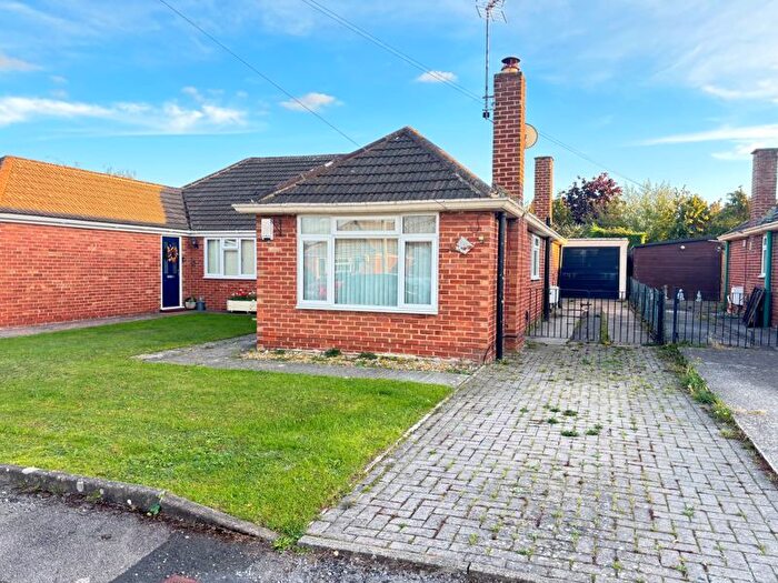 3 Bedroom Semi-detached Bungalow For Sale In Breinton Way, Longlevens, Gloucester, GL2