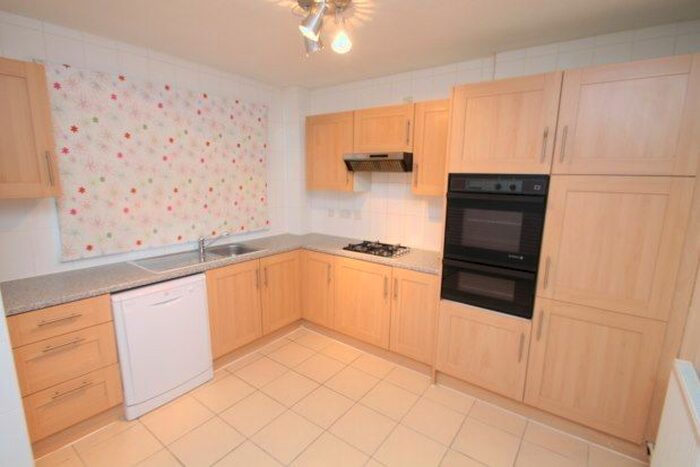 3 Bedroom Terraced House To Rent In Park Hill Rise, Croydon, CR0