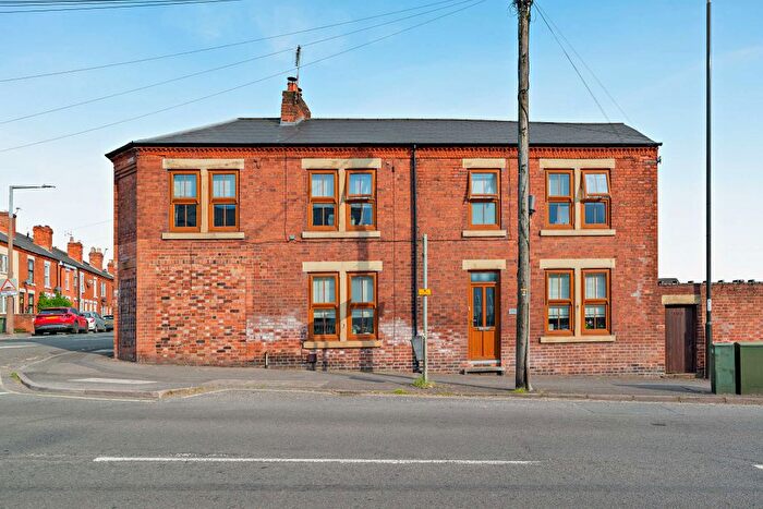 4 Bedroom Detached House For Sale In Derby Road, Heanor, DE75