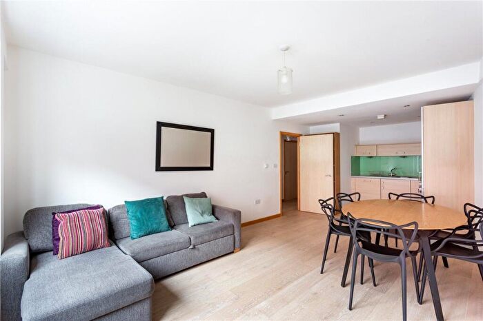 1 Bedroom Apartment To Rent In Graham Street, Angel, N1