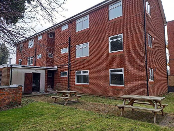 2 Bedroom Flat To Rent In High Holme Court, High Holme Road, Louth, LN11