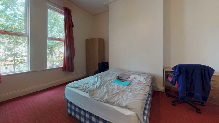 9 Bedroom Terraced House To Rent In Cardigan Road, Headingley, Leeds, LS6