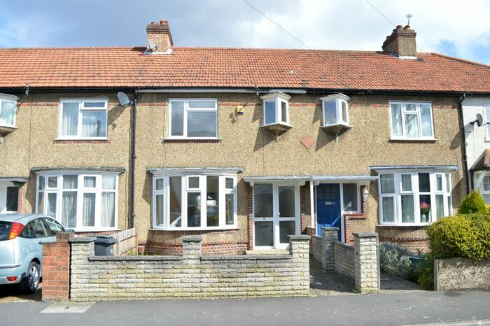 3 Bedroom Terraced House To Rent In Tolworth Road, Tolworth, Surrey, KT6