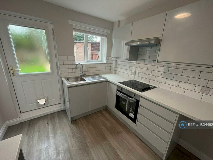 2 Bedroom Terraced House To Rent In Verney Road, Bournemouth, BH11