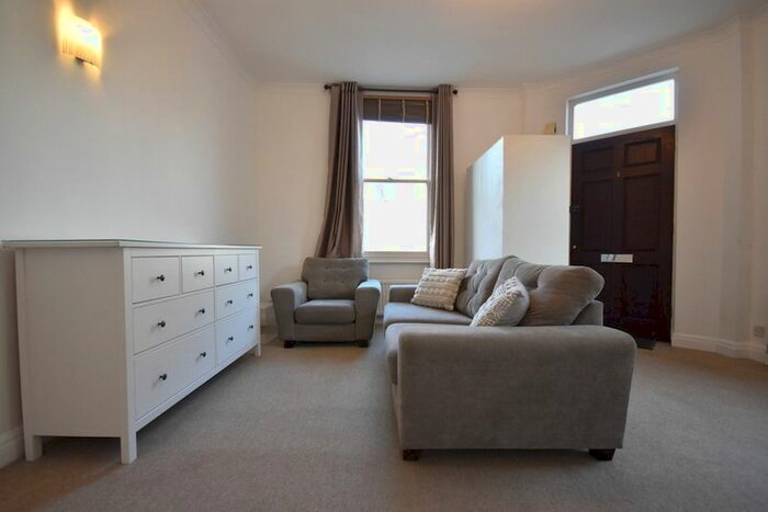 2 Bedroom Flat To Rent In Quicks Road, South Wimbledon, SW19