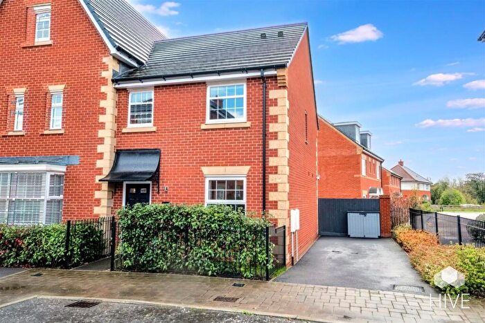 3 Bedroom Semi Detached House For Sale In Wheatsheaf Road, Wimborne, BH21