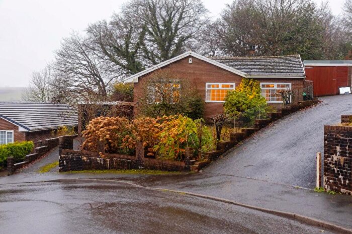 3 Bedroom Bungalow To Rent In Ashgrove, Edwardsville, Treharris, CF46