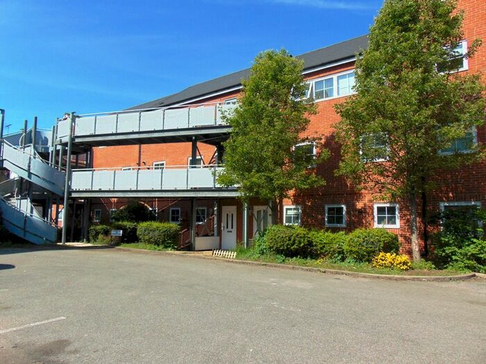 2 Bedroom Flat To Rent In Goodwin Gardens, Evesham WR11