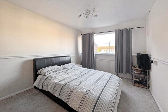 3 Bedroom End Of Terrace House For Sale In Meadowside, Angmering, Littlehampton, West Sussex, BN16