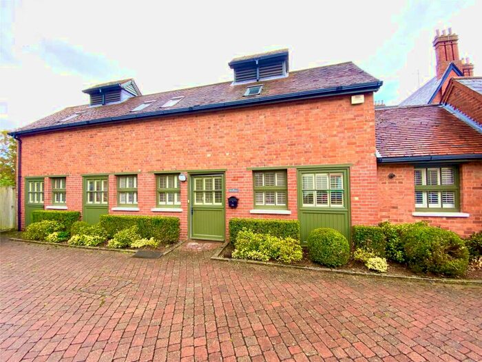 2 Bedroom Semi-Detached House To Rent In Shute End, Wokingham, Berkshire, RG40