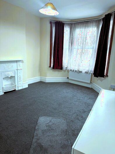 3 Bedroom Terraced House To Rent In St Awdrys St, Barking, IG11