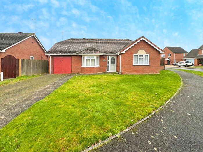 3 Bedroom Bungalow For Sale In Sandringham Court, Holbeach, Spalding, PE12