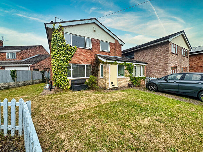 3 Bedroom Detached House To Rent In St Michaels Close, Little Leigh, Northwich, Cheshire West And Chester, CW8
